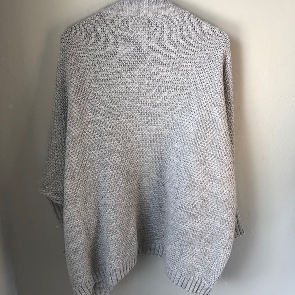 Cozy Gray Sweater - Picture 2 of 3